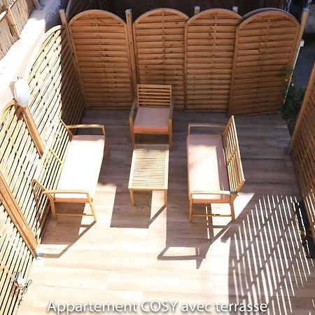 Appartement Cosy Avec Terrasse Marseille Exteriör bild